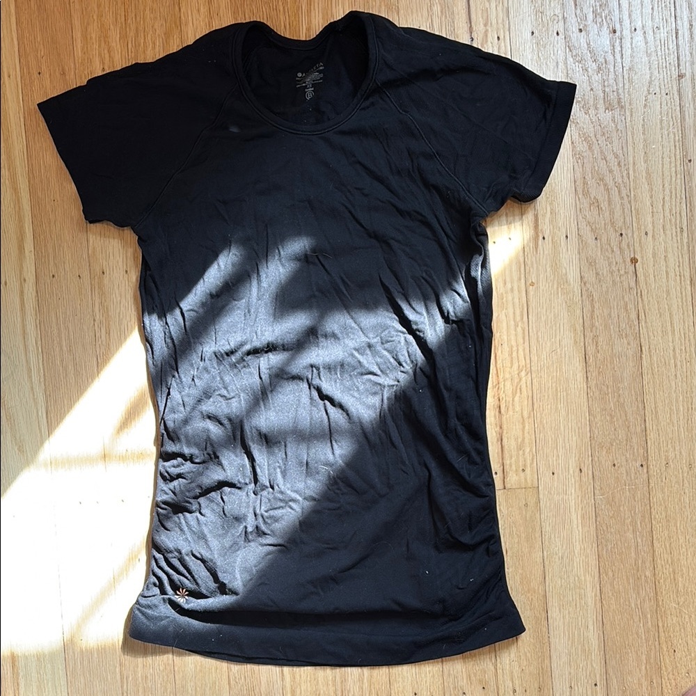 Athleta XS women’s black short sleeve